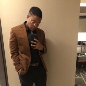 Meet your Posher, Lee